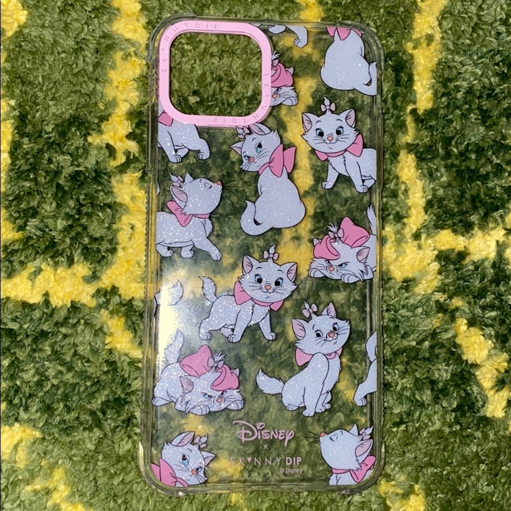 iPhone pro max skinny dip case